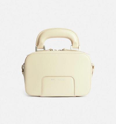 Ami Paris Case Bags Beige | ami-AU290